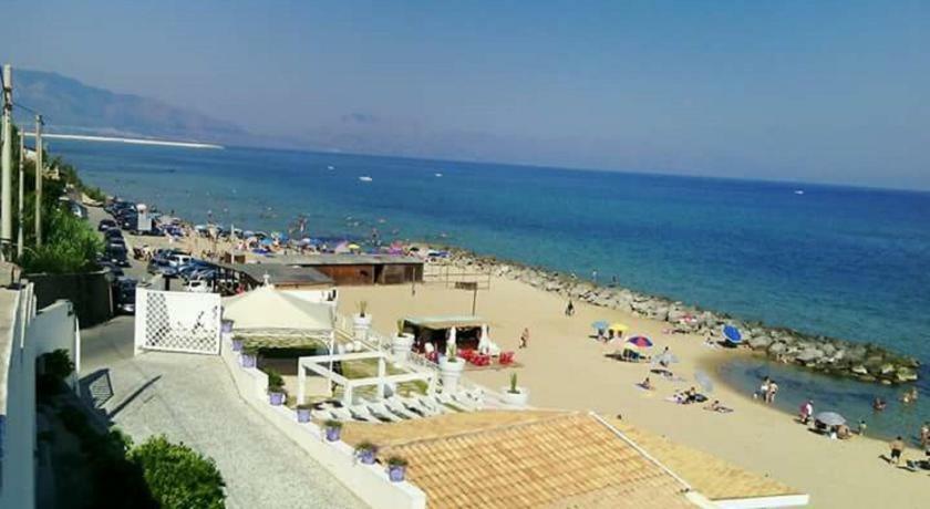 Casa Vacanza Adele Trappeto  Bagian luar foto